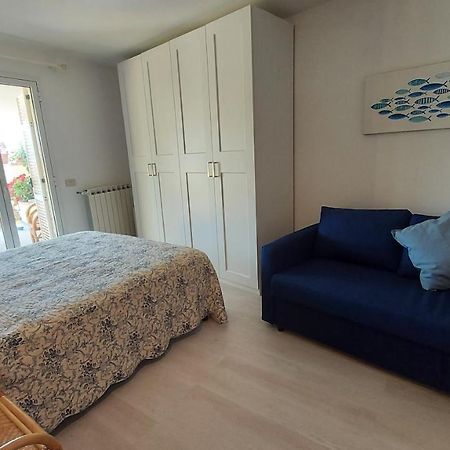Villa Jone Diano Marina Exteriör bild